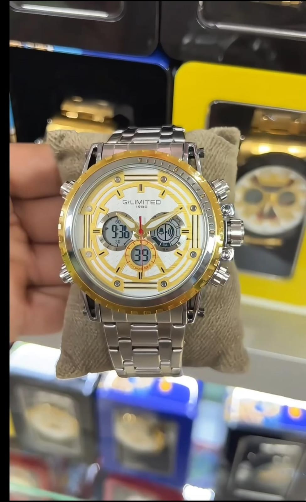 Gray helmet for bikers