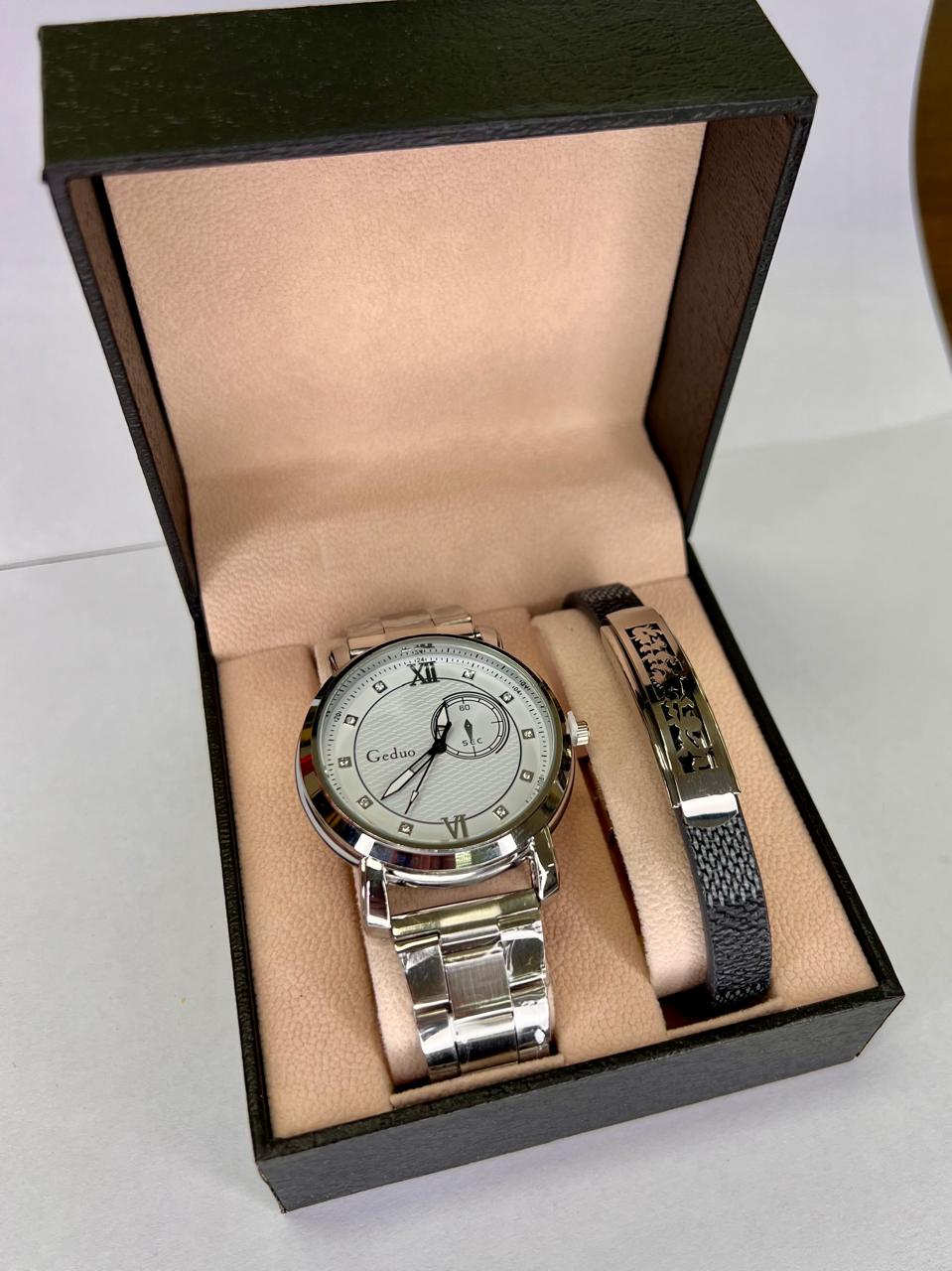 Combo : Reloj Sumergible y Pulsera