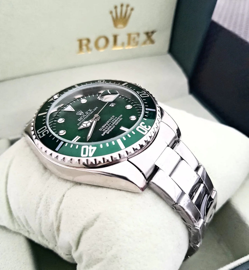 Rolex Submariner + Estuche de Lujo