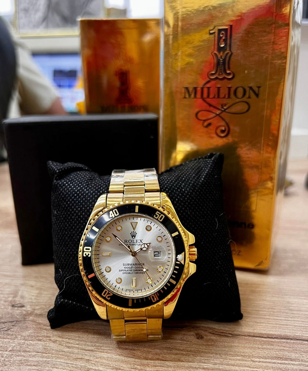 +💥 Combo Exclusivo: Reloj Estilo Deport + Perfume One Million