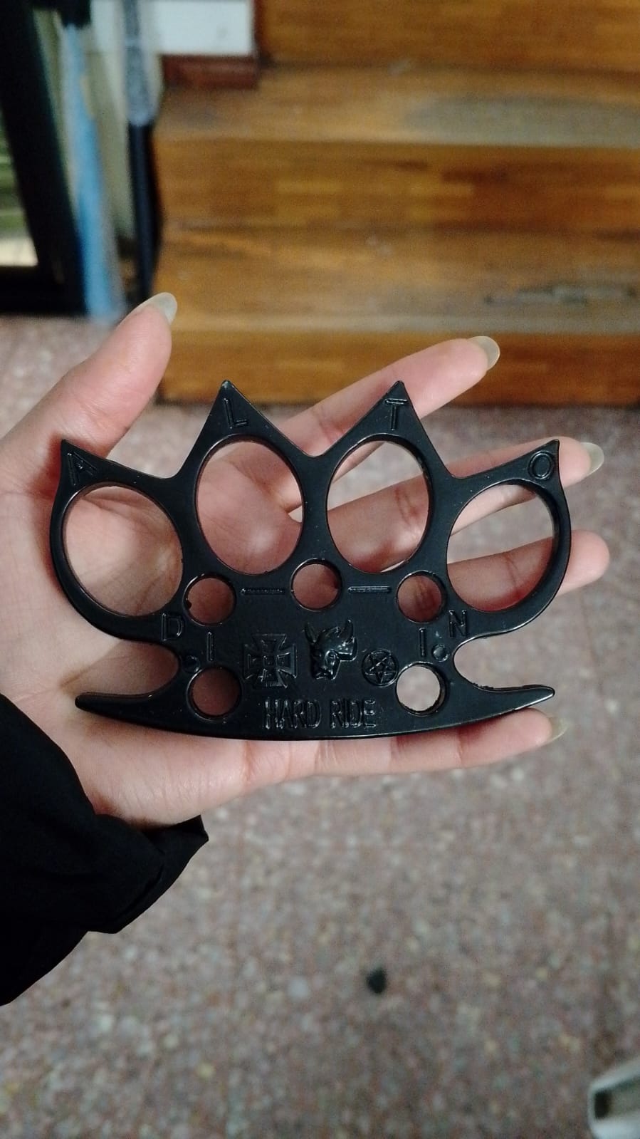 Puño Personal de Autodefensa