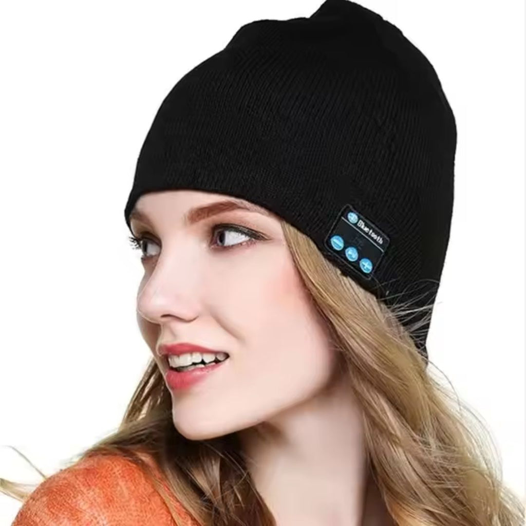 GORRO NEGRO CON AUDÍFONOS BLUETOOTH